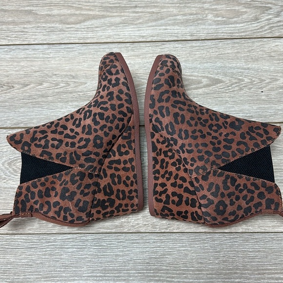 New Toms Animal Print Leopard Kelsey Wedge Heel Suede Booties Women’s Size 7 - Picture 7 of 10